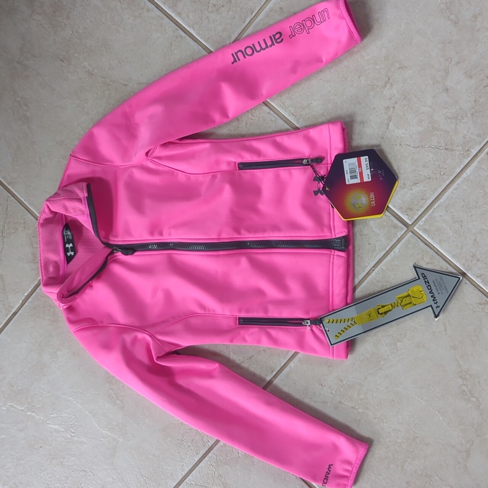 Girls size xs or 7 bright pink Under Armour jacket coat, nwt